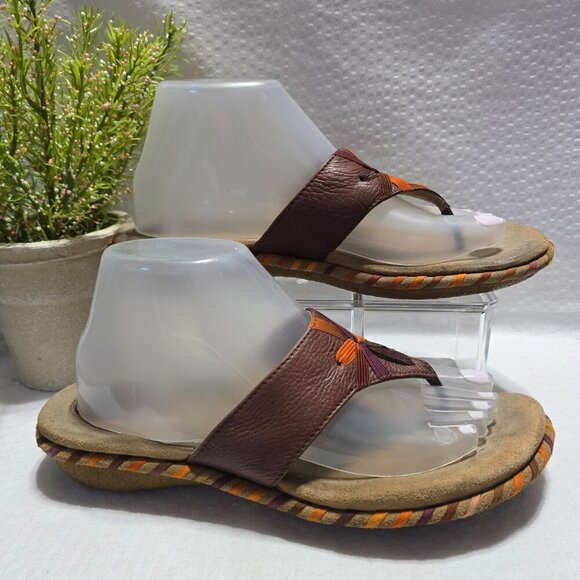 CLARK'S ARTISAN LEATHER THONG SANDAL IN BROWN AND ORANGE WOMENS SIZE 8.5 GUC - Picture 5 of 10